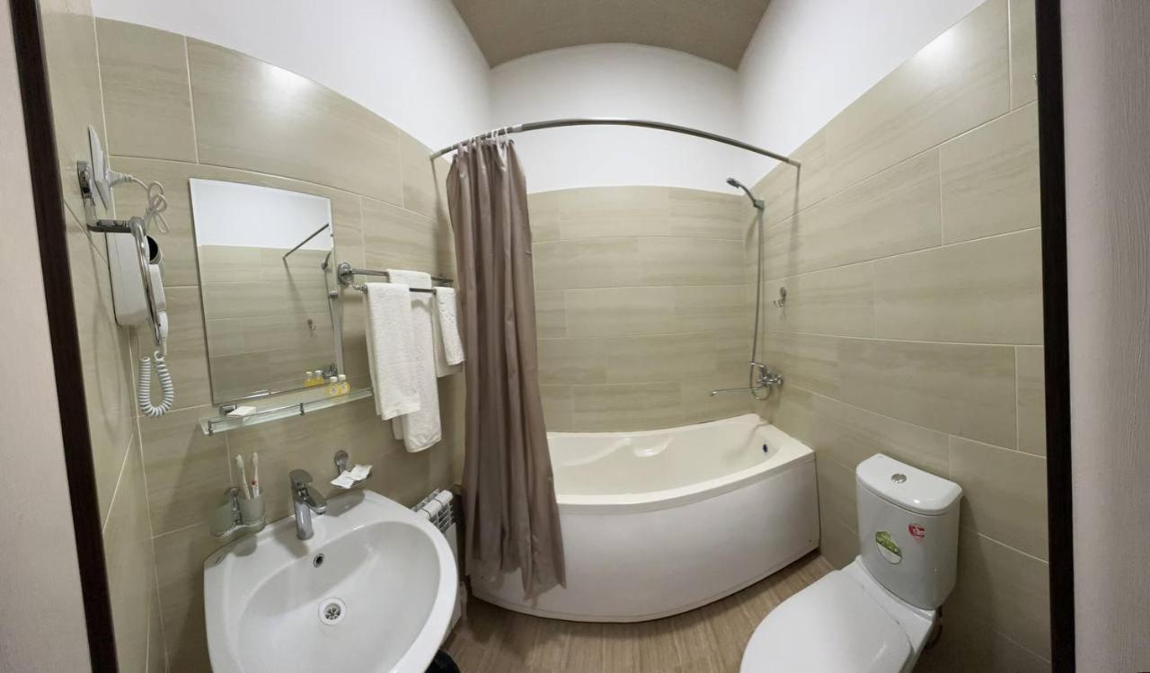 Hotel Aral Nukus Ngoại thất bức ảnh